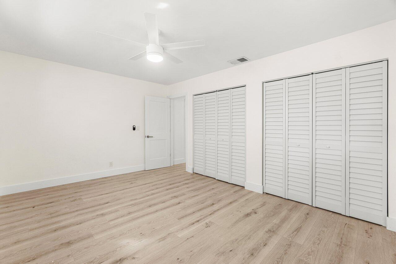 EDGEWATER PARK IN - Residential