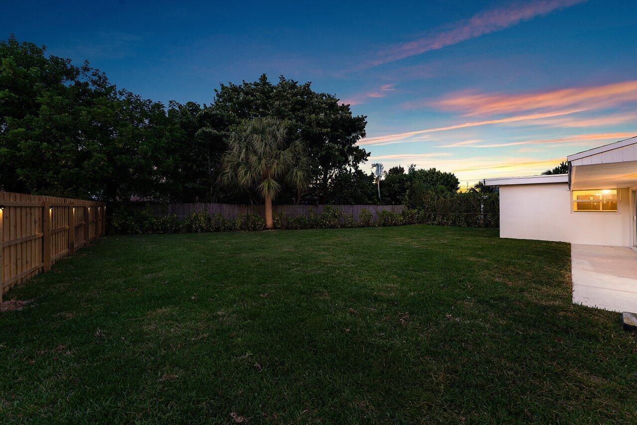 EDGEWATER PARK IN - Residential