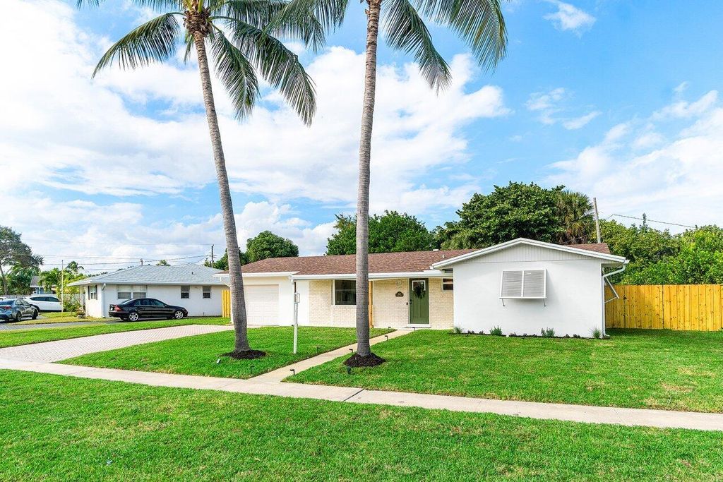 Photo of 2433 Palm Road, West Palm Beach, FL 33406 (MLS # R11143566)