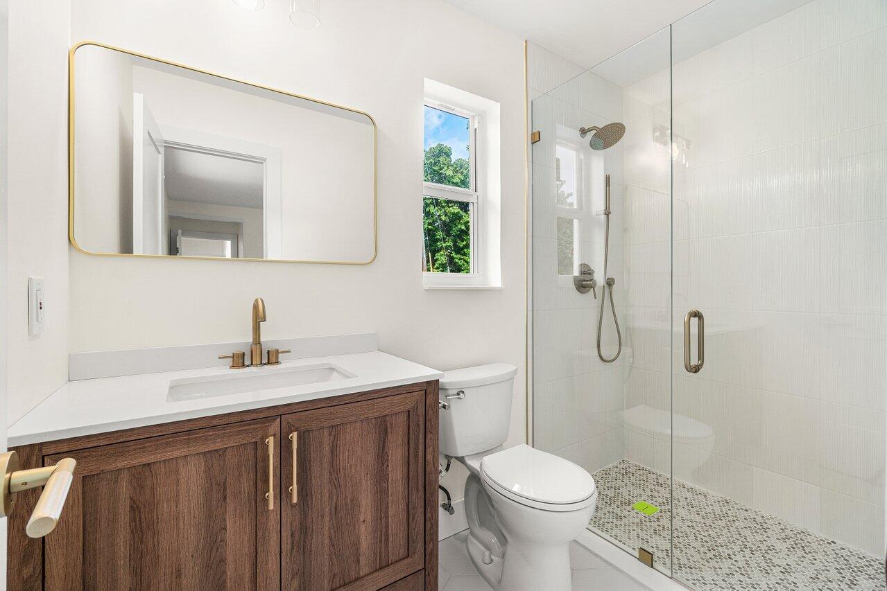 EDGEWATER PARK IN - Residential