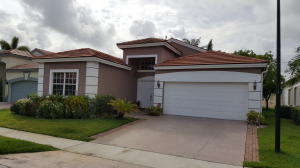Tastefully updated three bedroom two bath plus a den single family home in desirable Lacuna Country Club (with no mandatory equity). Open and Spacious floorplan one if the largest in Lacuna. Tall ceilings and large windows ensure this home is always bright. The kitchen has been updated with a gorgeous light granite and updated appliances. Split bedroom plan allows every member of the household to have their own space and privacy. Laminate wood floors in the bedrooms. Beautifully landscaped relaxation garden.