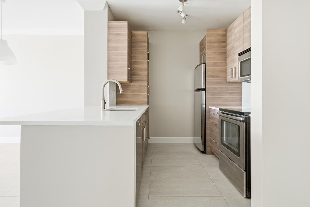 Photo of 630 S Sapodilla Avenue #533, West Palm Beach, FL 33401 (MLS # R11160293)