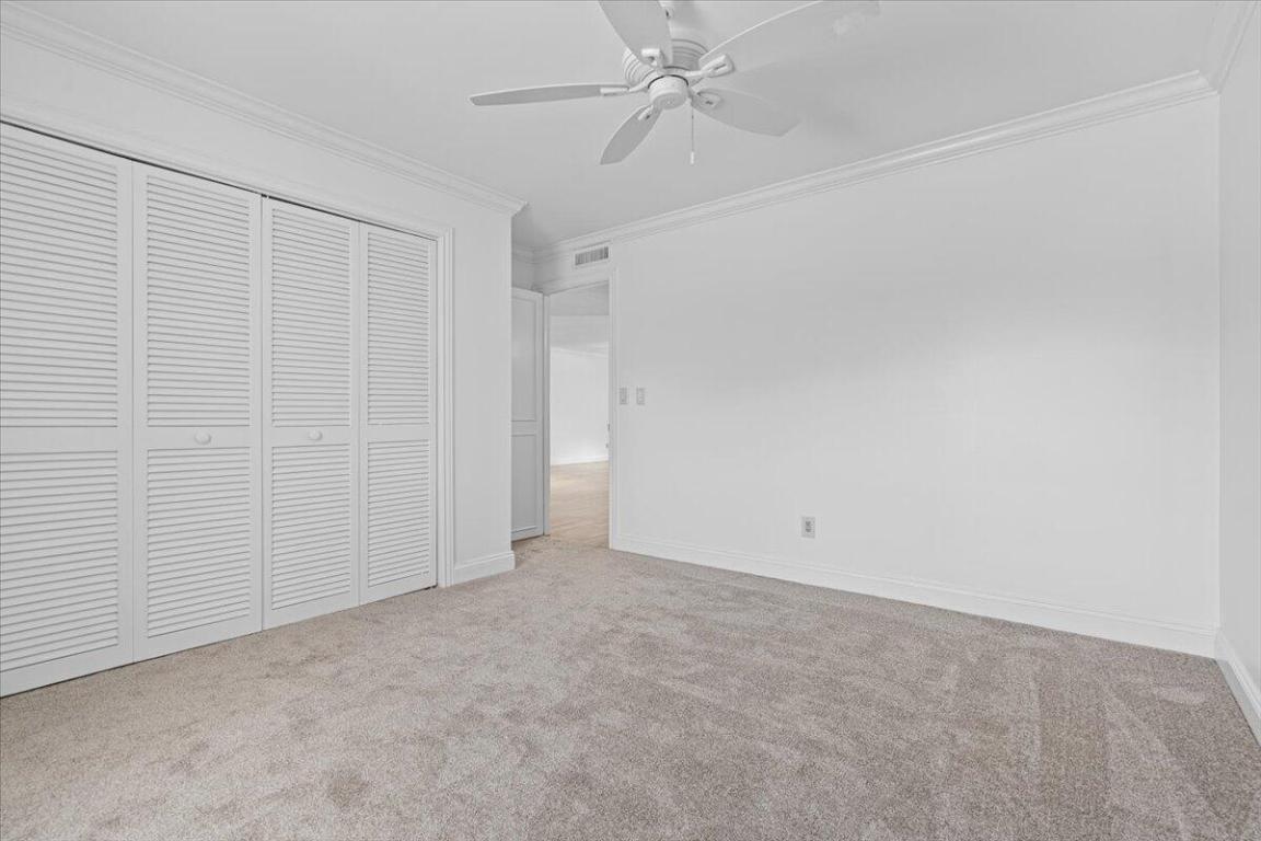 PARK SQUARE CONDO (AKA COUNTRY MEADOWS CONDO) - Residential