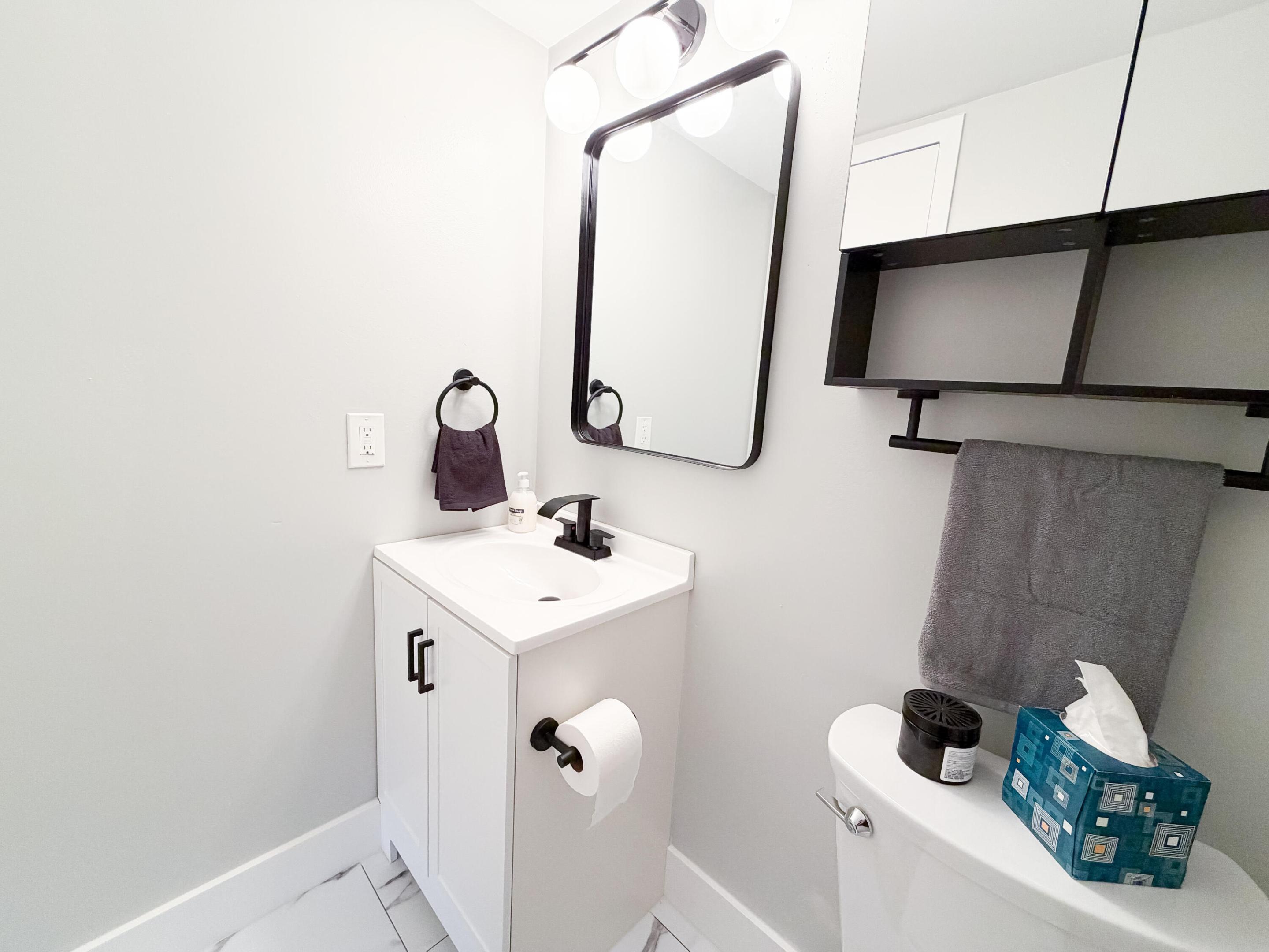 CORNWALL AT CENTURY VILLAGE CONDO - Residential Lease