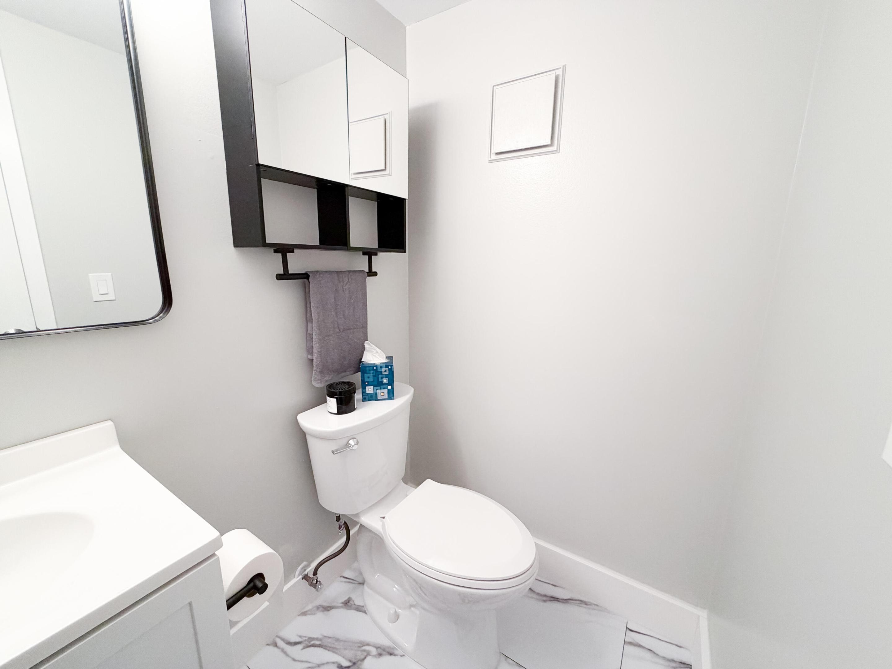 CORNWALL AT CENTURY VILLAGE CONDO - Residential Lease