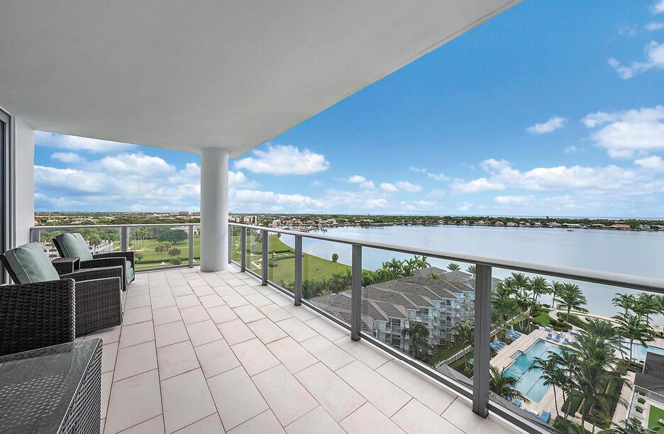 WATER CLUB - Residential