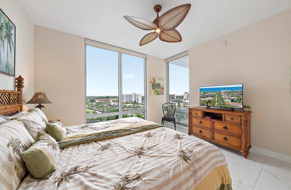 WATER CLUB - Residential