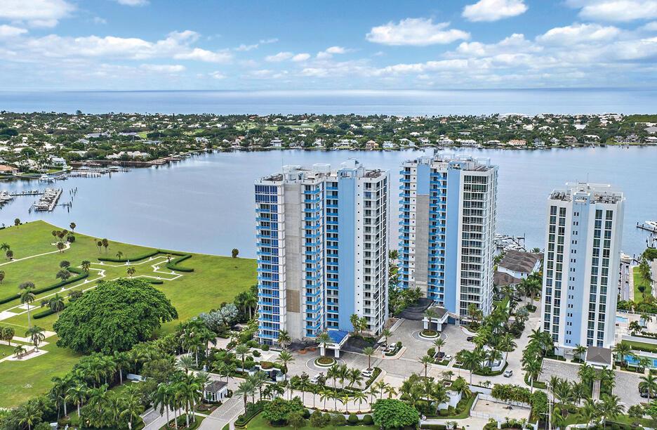 WATER CLUB - Residential