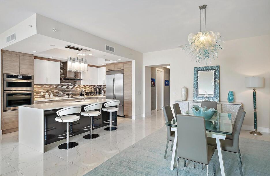 WATER CLUB - Residential