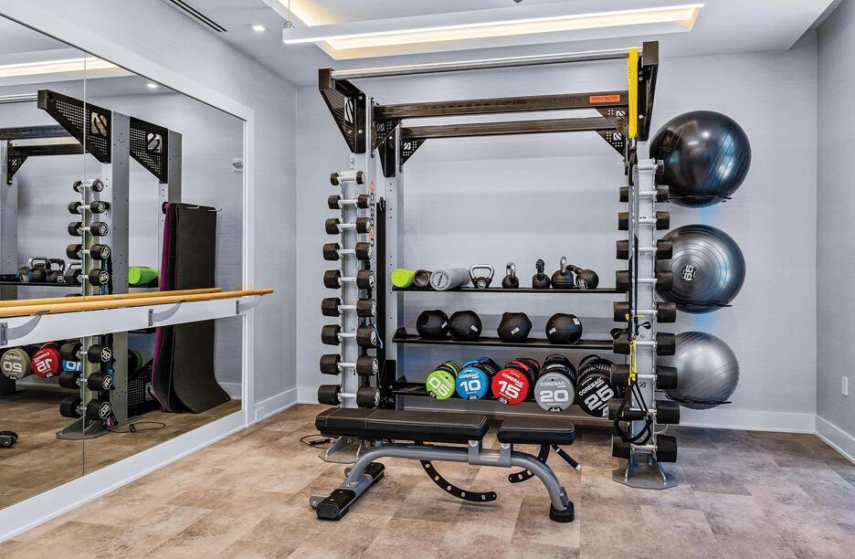 WATER CLUB - Residential