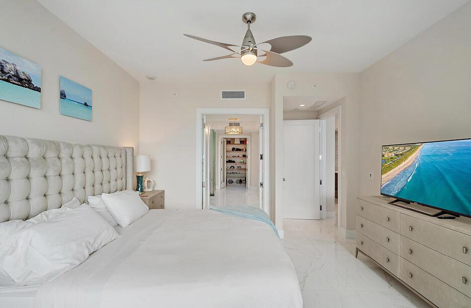 WATER CLUB - Residential