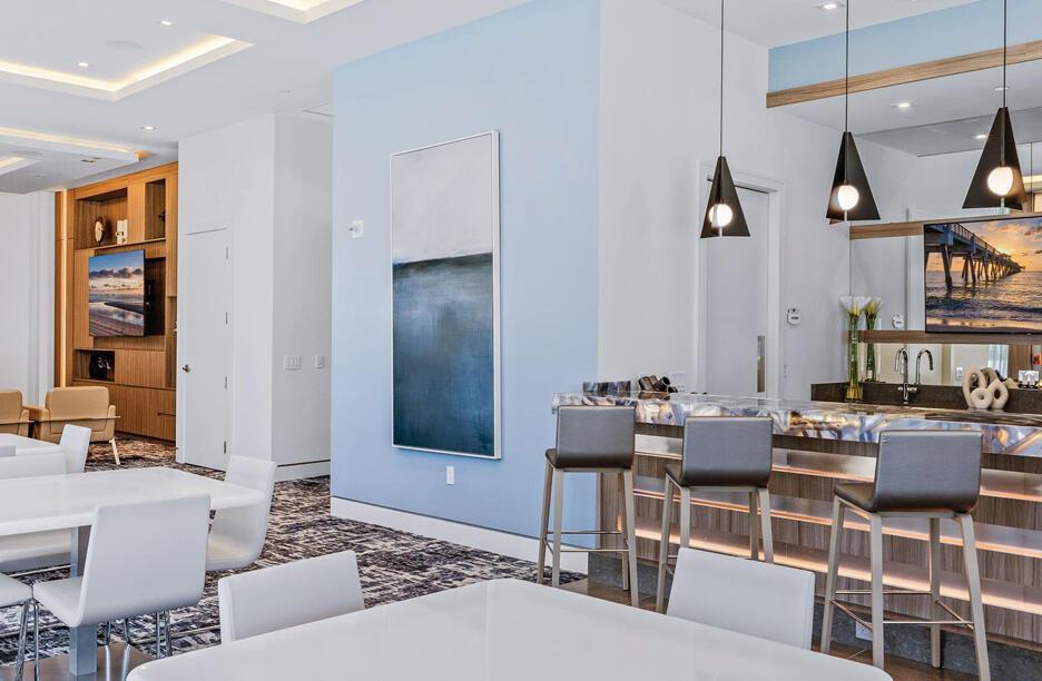 WATER CLUB - Residential