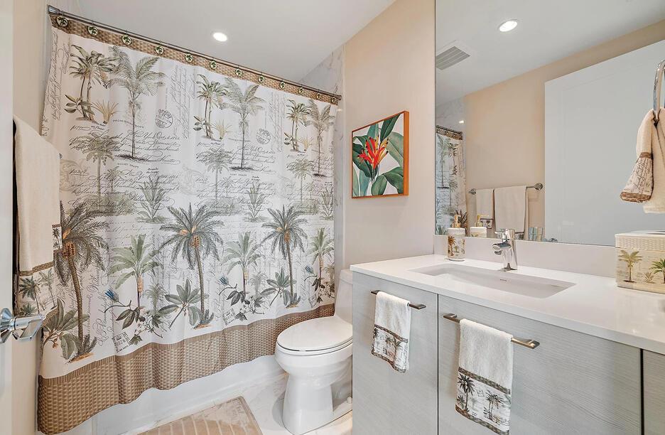 WATER CLUB - Residential