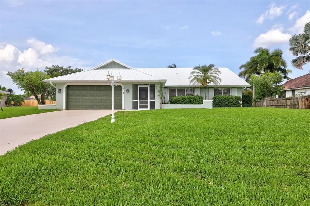Photo of 781 SE River Court, Port Saint Lucie, FL 34983 (MLS # R10803615)