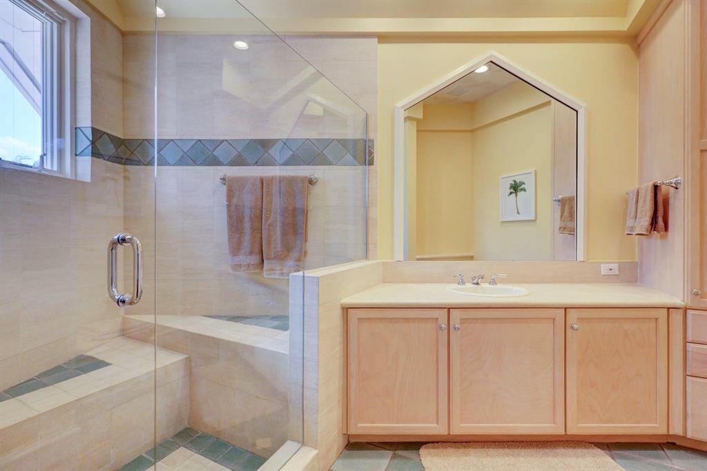 SAILFISH POINT - Residential