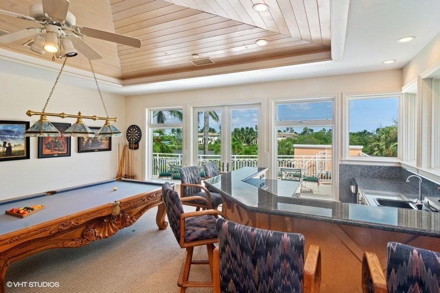 SAILFISH POINT - Residential