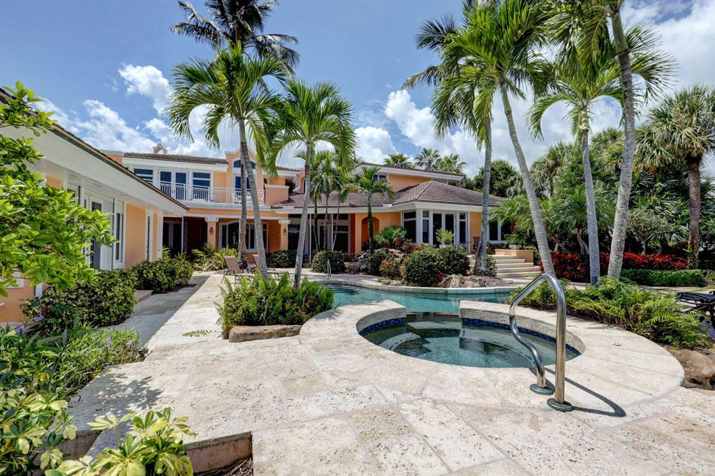 SAILFISH POINT - Residential