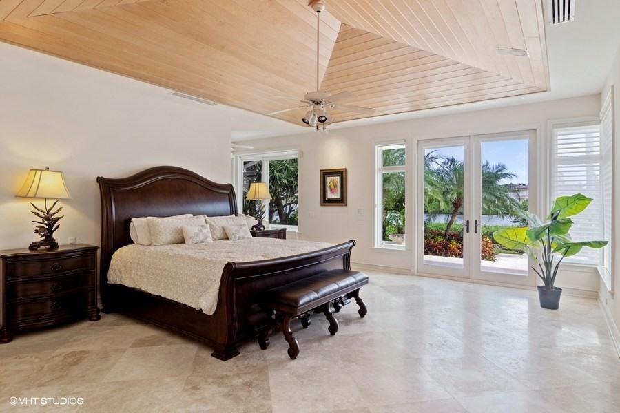 SAILFISH POINT - Residential