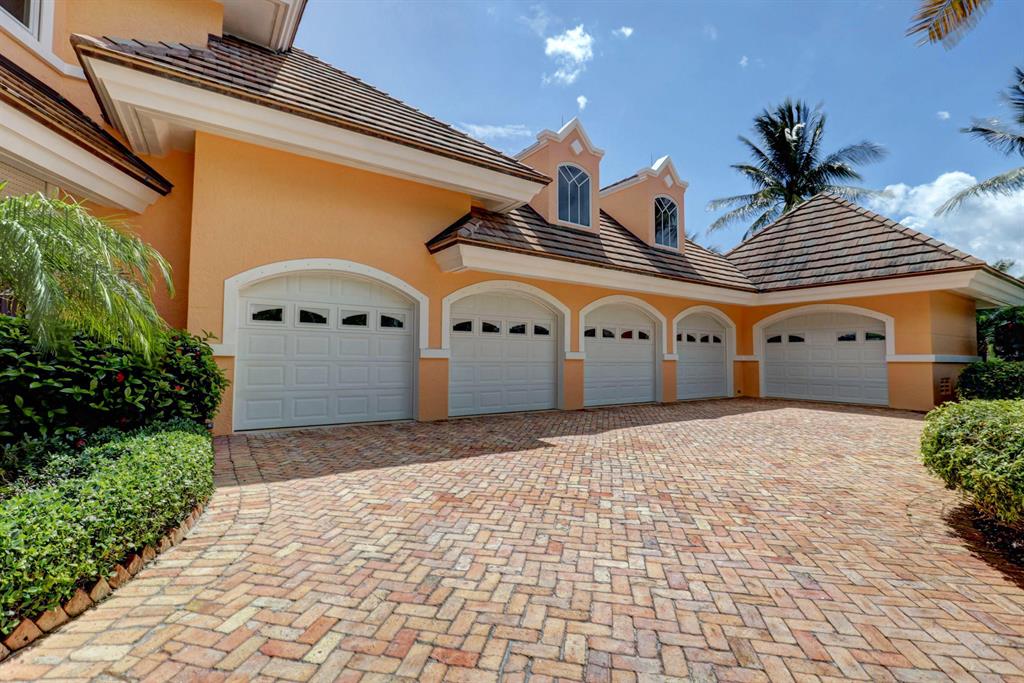 SAILFISH POINT - Residential