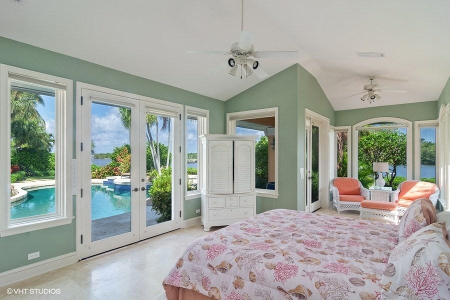 SAILFISH POINT - Residential