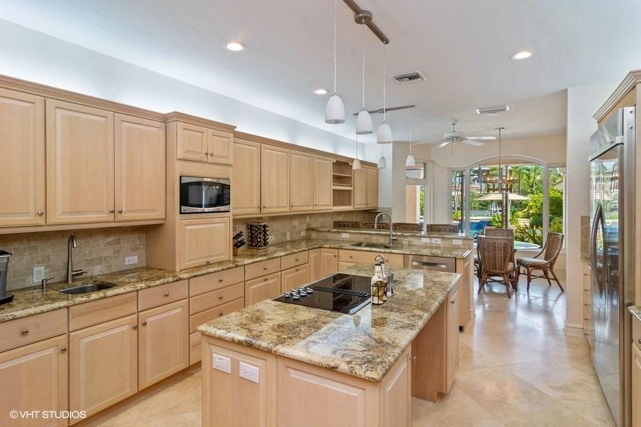 SAILFISH POINT - Residential