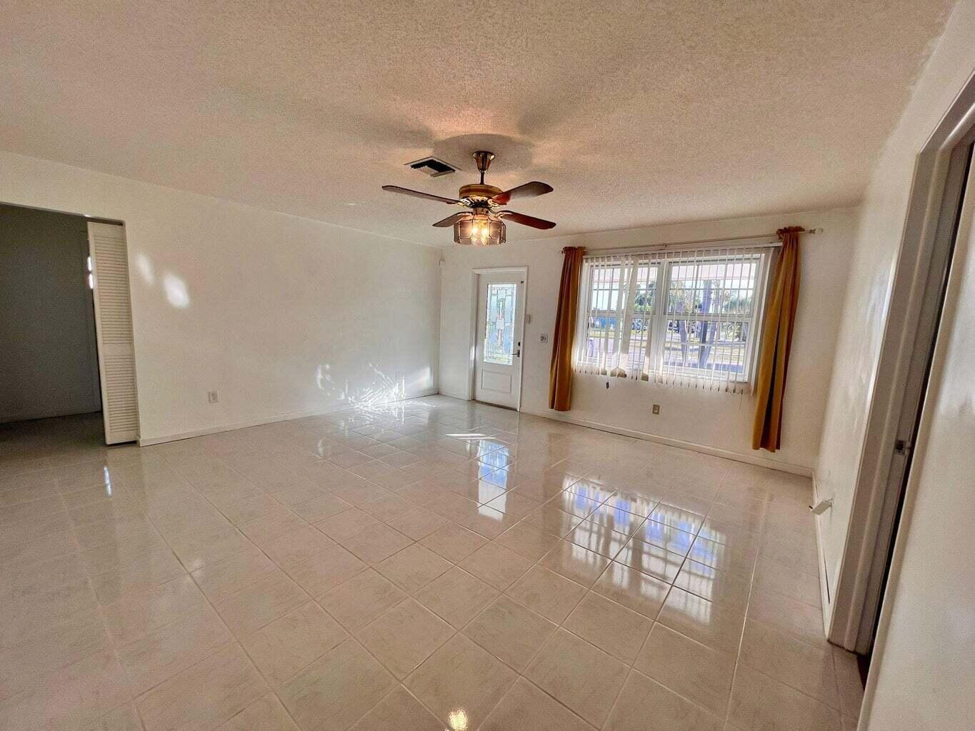 PALM SPRINGS VILLAGE 4 - Residential