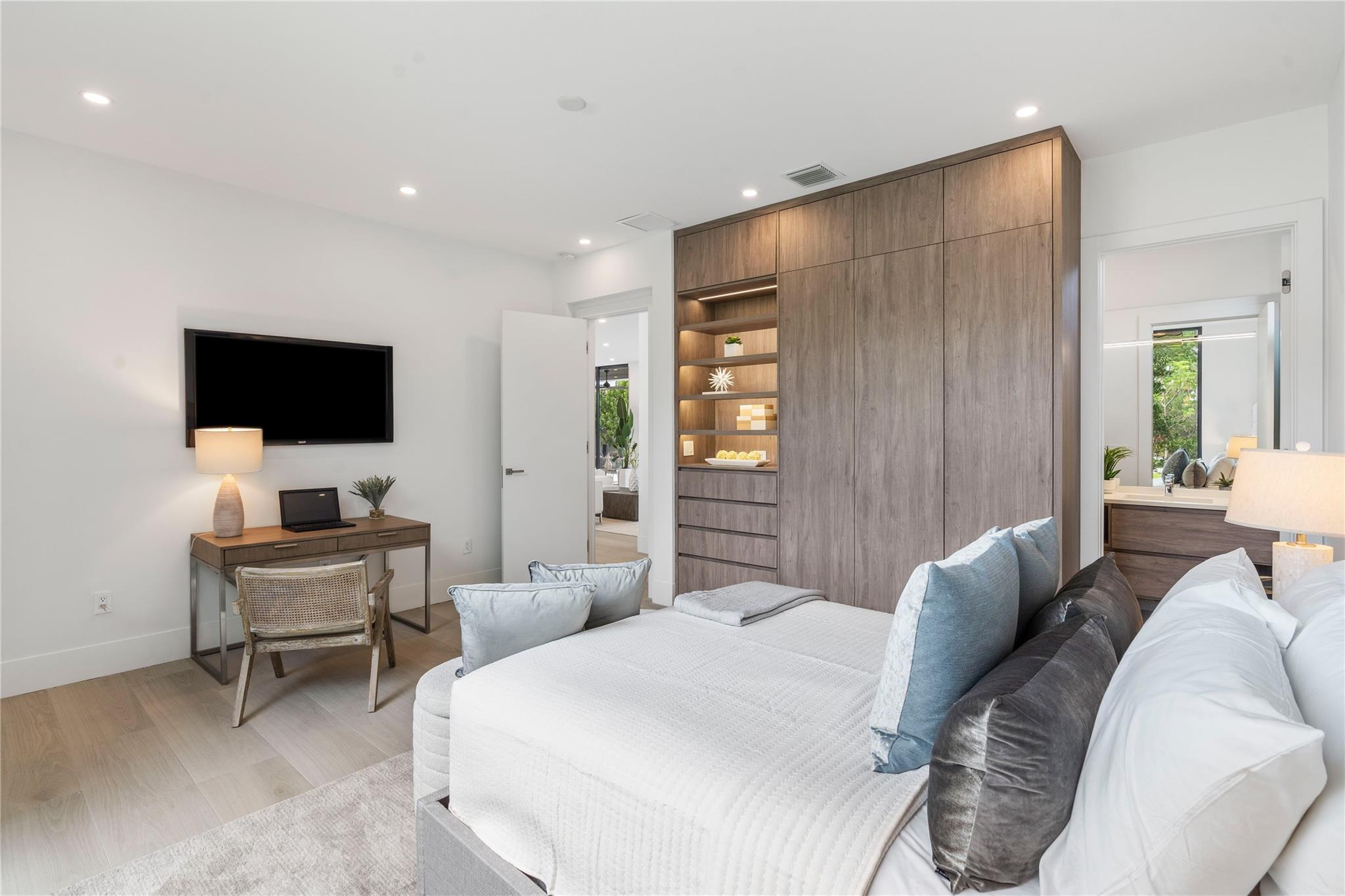 Sea Ranch Lakes - Residential