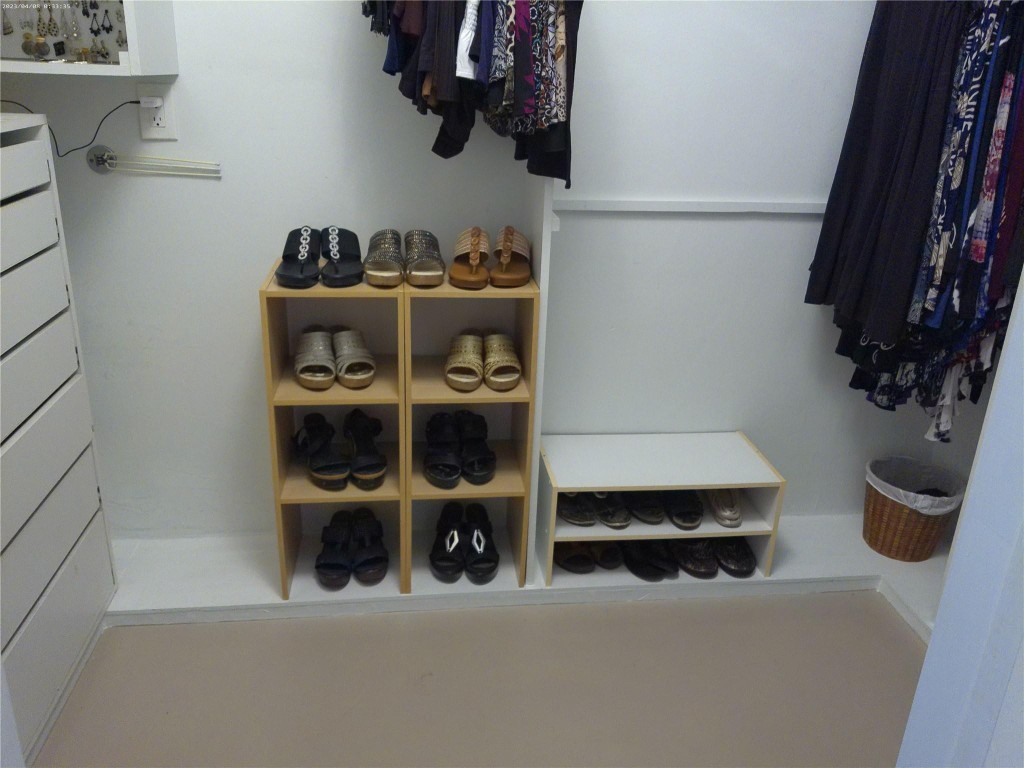 OAKLAND ESTATES 1ST SEC - Residential