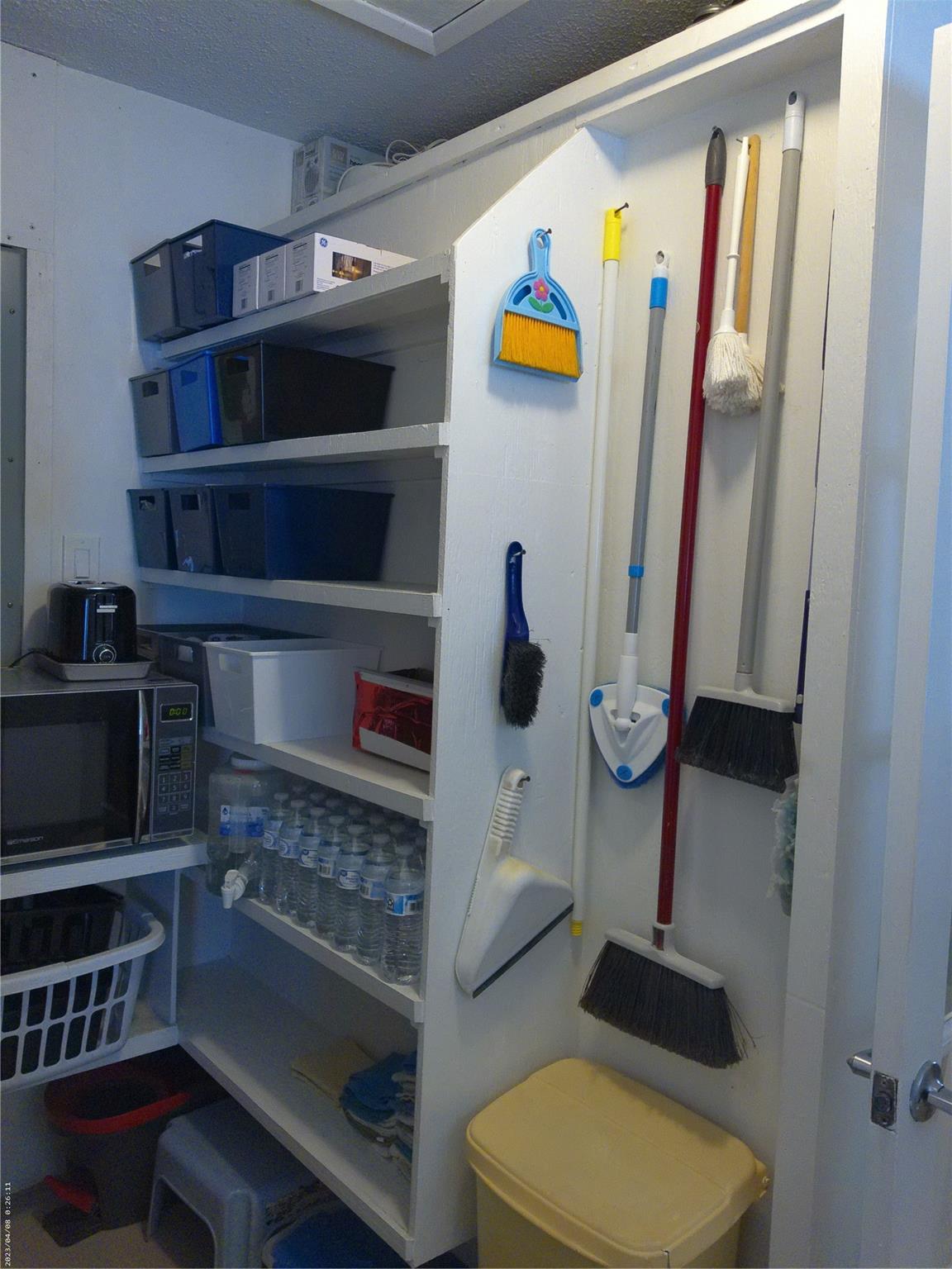 OAKLAND ESTATES 1ST SEC - Residential