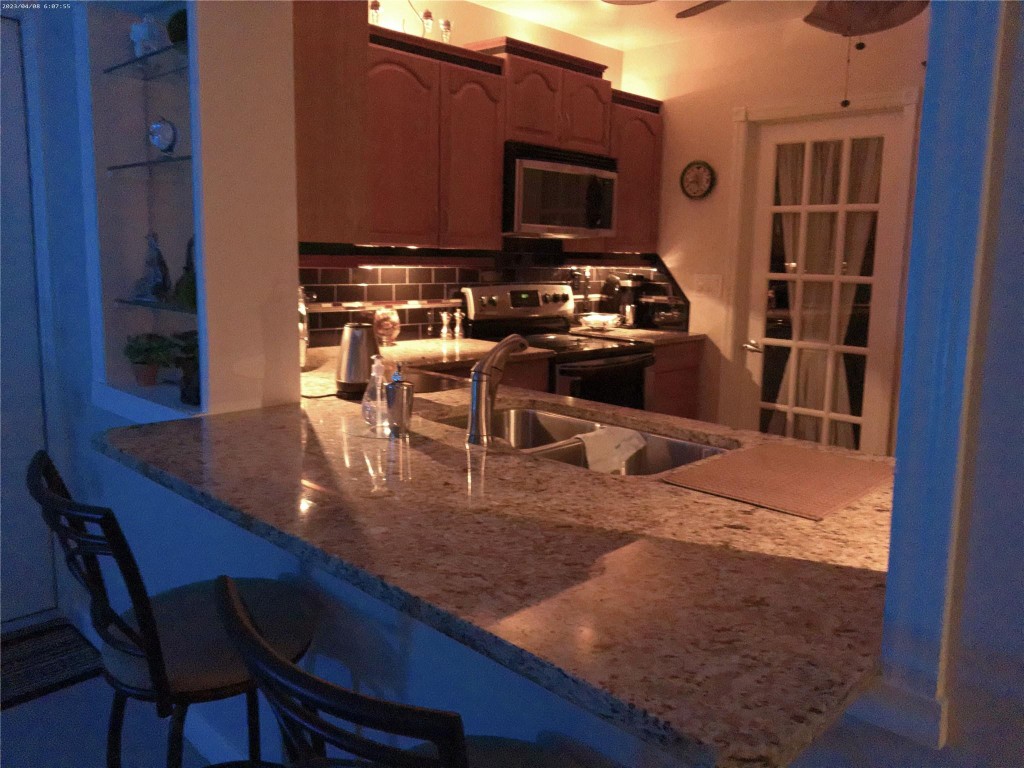 OAKLAND ESTATES 1ST SEC - Residential