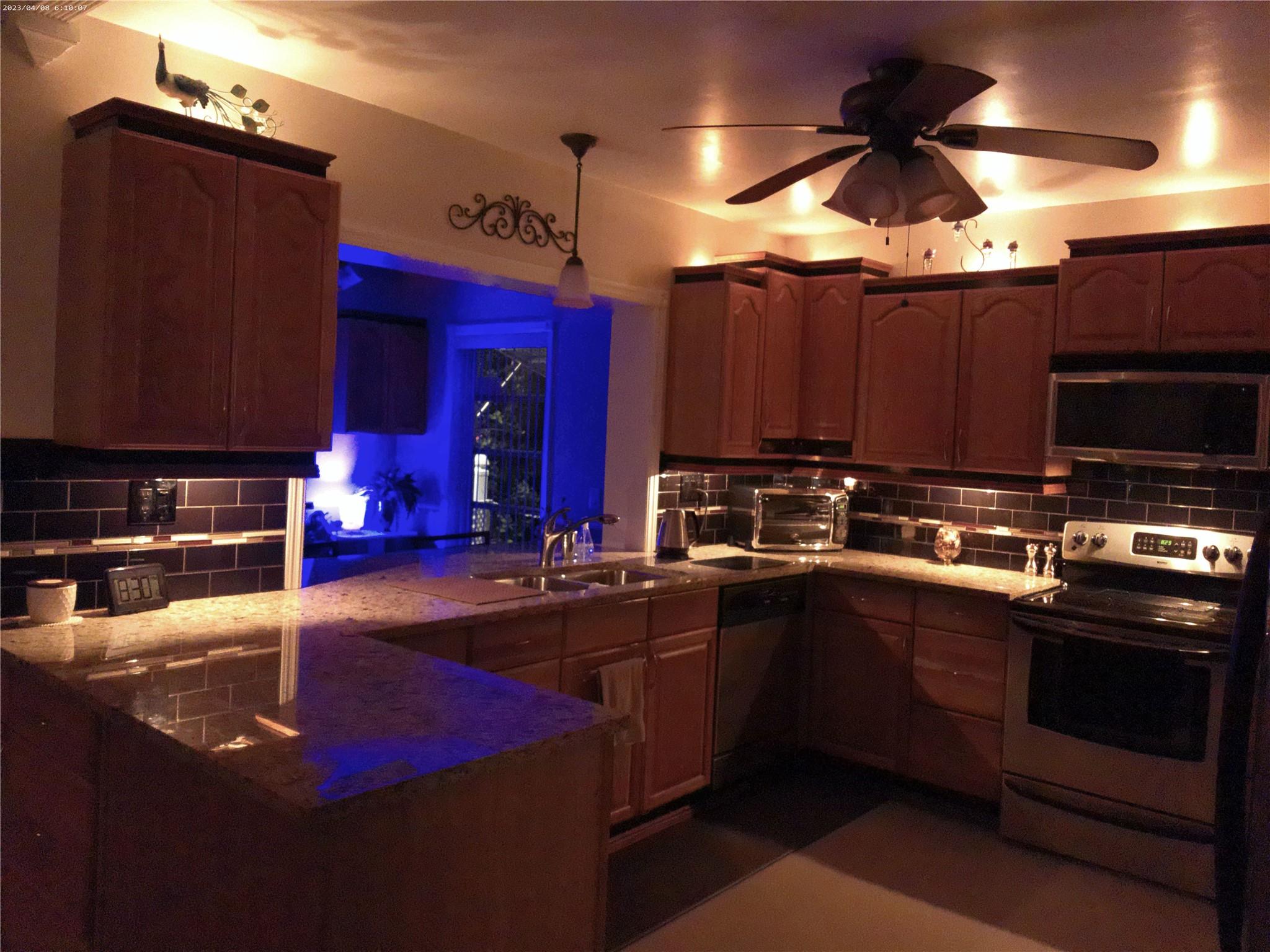 OAKLAND ESTATES 1ST SEC - Residential