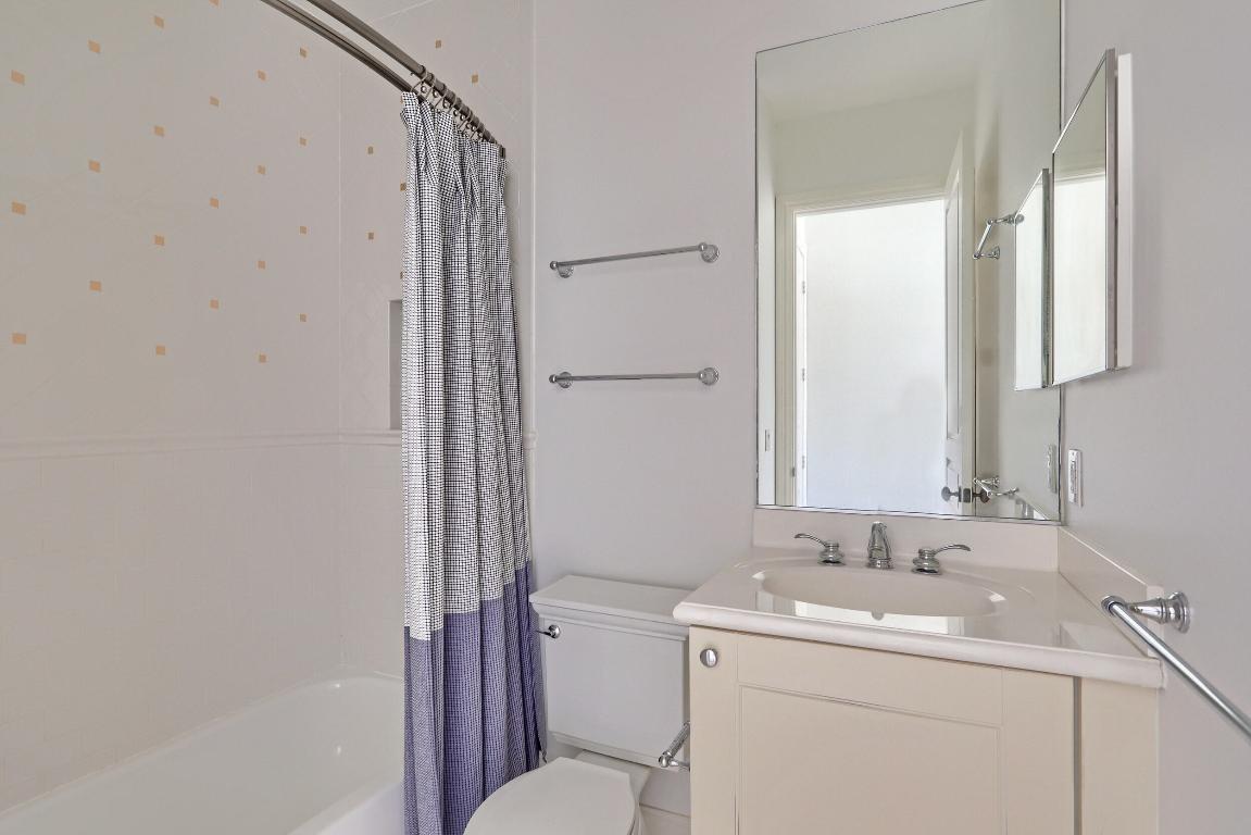 MAGNOLIA COURT - Residential Lease