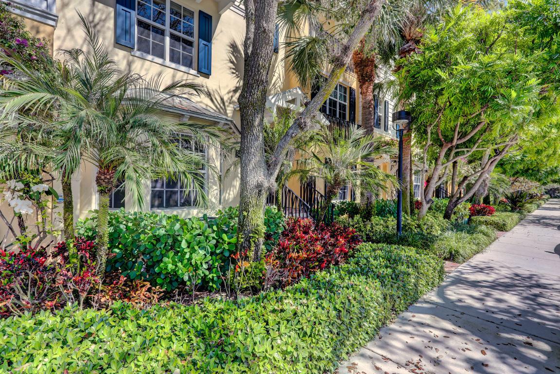 MAGNOLIA COURT - Residential Lease