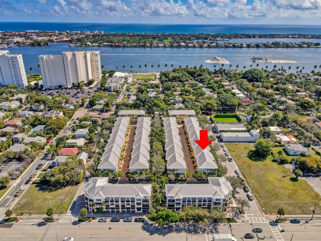 MAGNOLIA COURT - Residential Lease