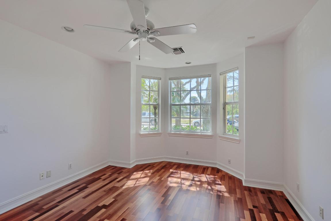 MAGNOLIA COURT - Residential Lease