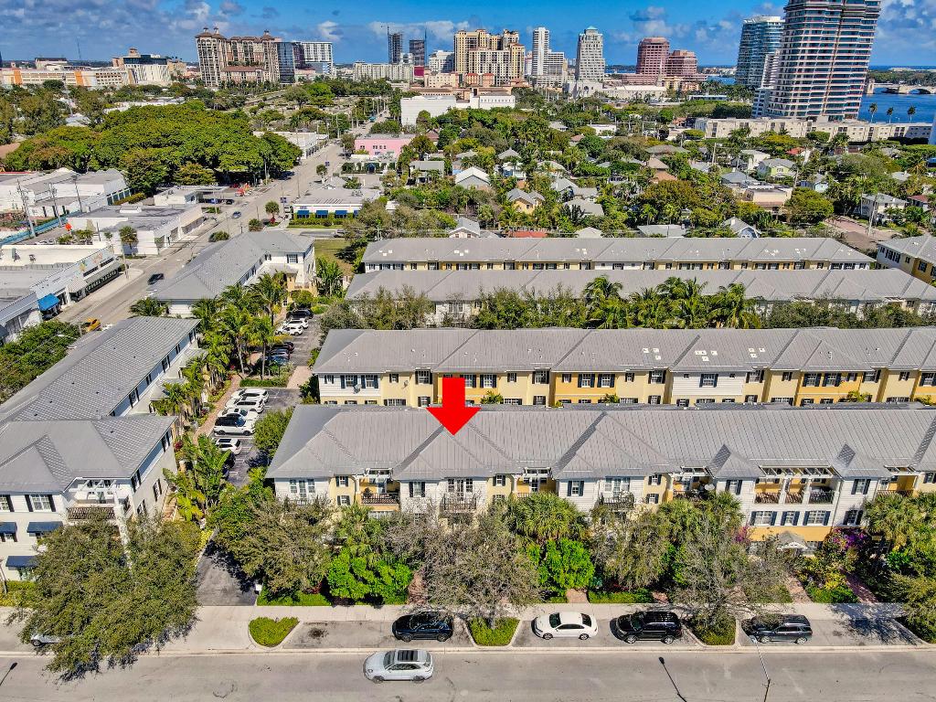 MAGNOLIA COURT - Residential Lease