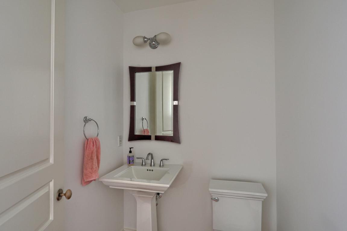 MAGNOLIA COURT - Residential Lease