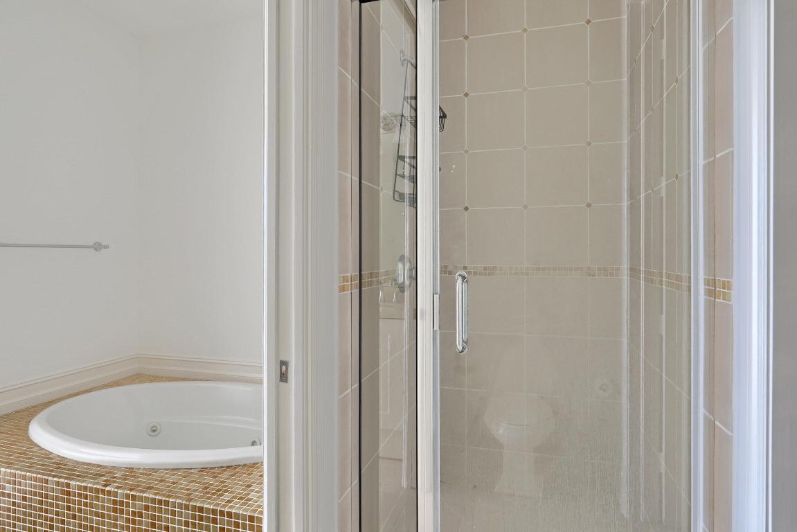 MAGNOLIA COURT - Residential Lease