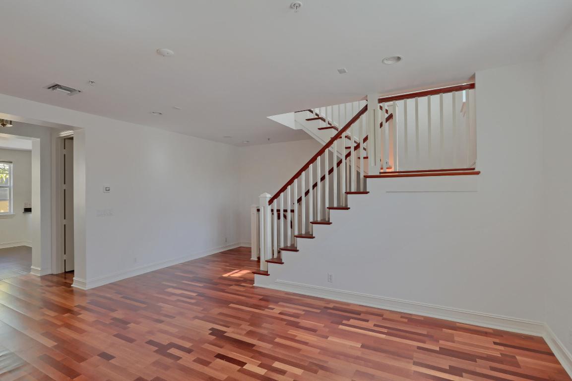 MAGNOLIA COURT - Residential Lease