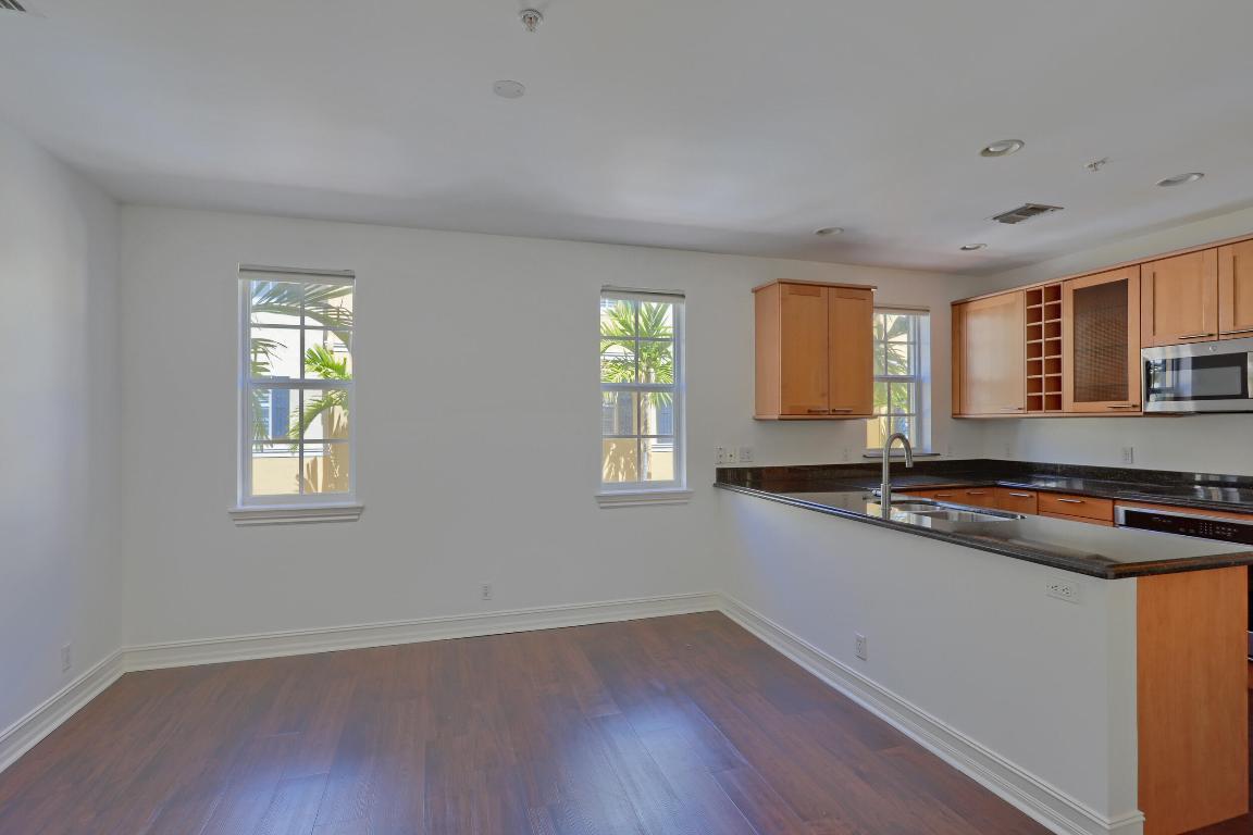 MAGNOLIA COURT - Residential Lease