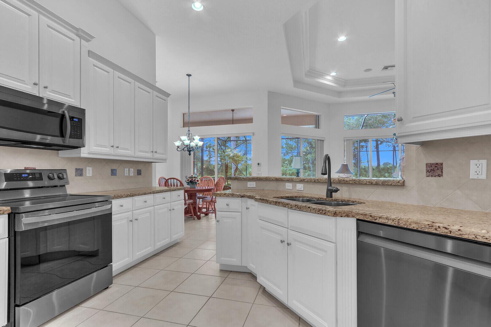 TOMPSON POINT PUD AT PGA - Residential