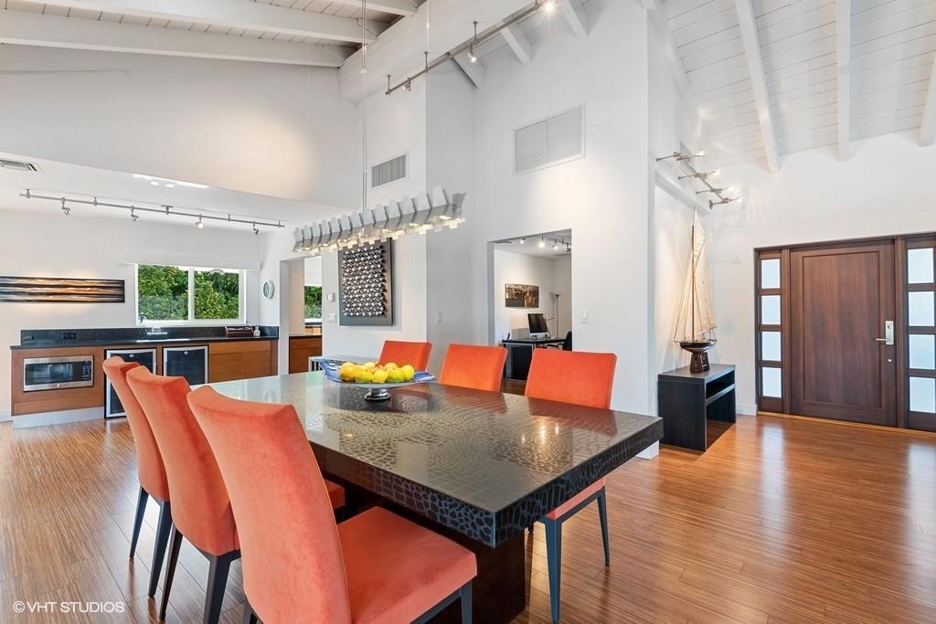 LAGUNA ISLE 40-1 B - Residential