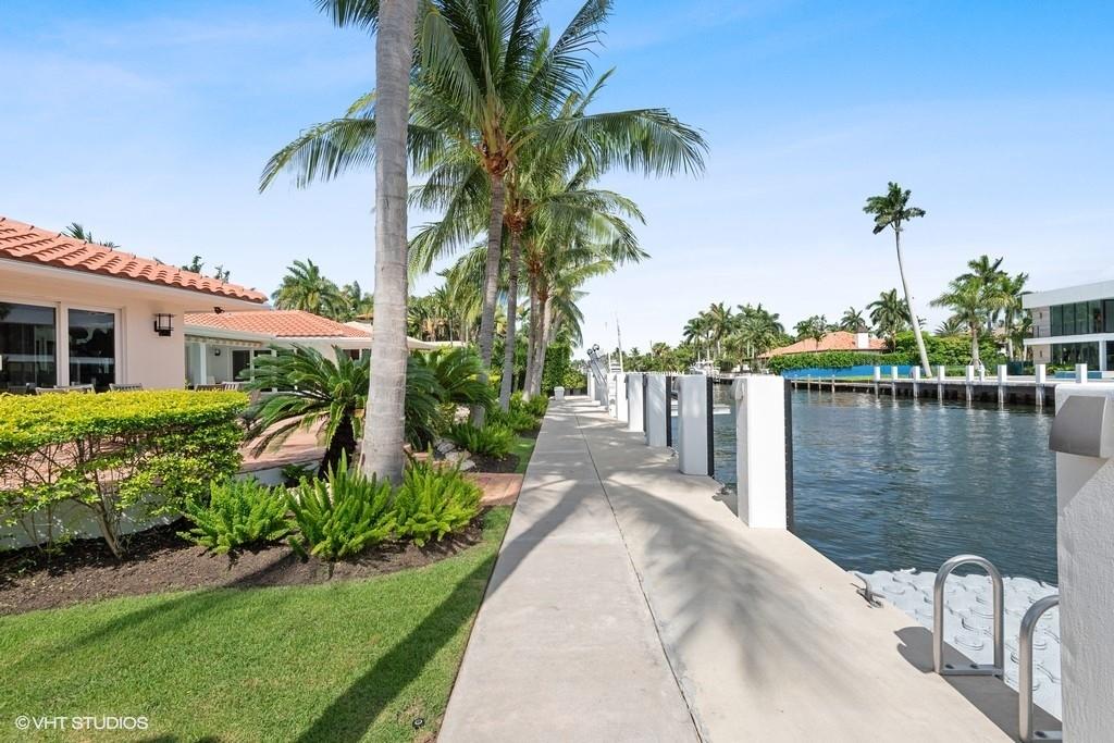 LAGUNA ISLE 40-1 B - Residential