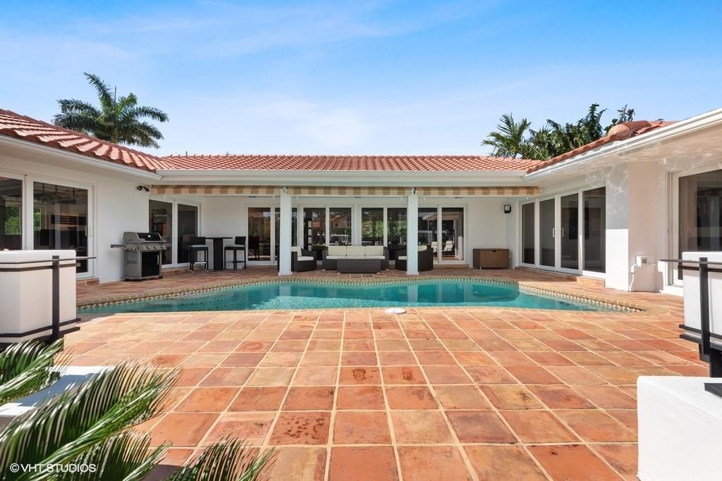 LAGUNA ISLE 40-1 B - Residential