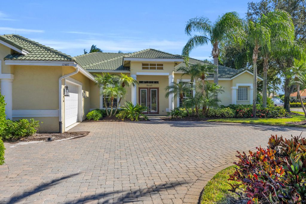 Photo of 11461 SE Plandome Drive, Hobe Sound, FL 33455 (MLS # R11138249)