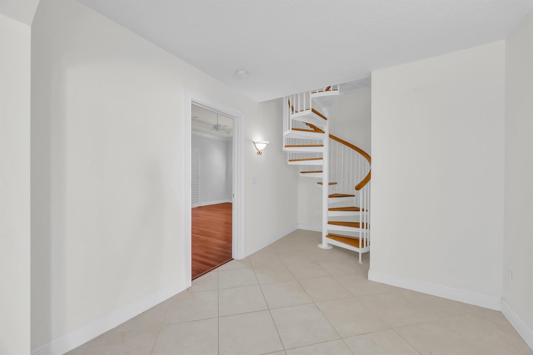 HOBE SOUND GOLF CLUB - Residential