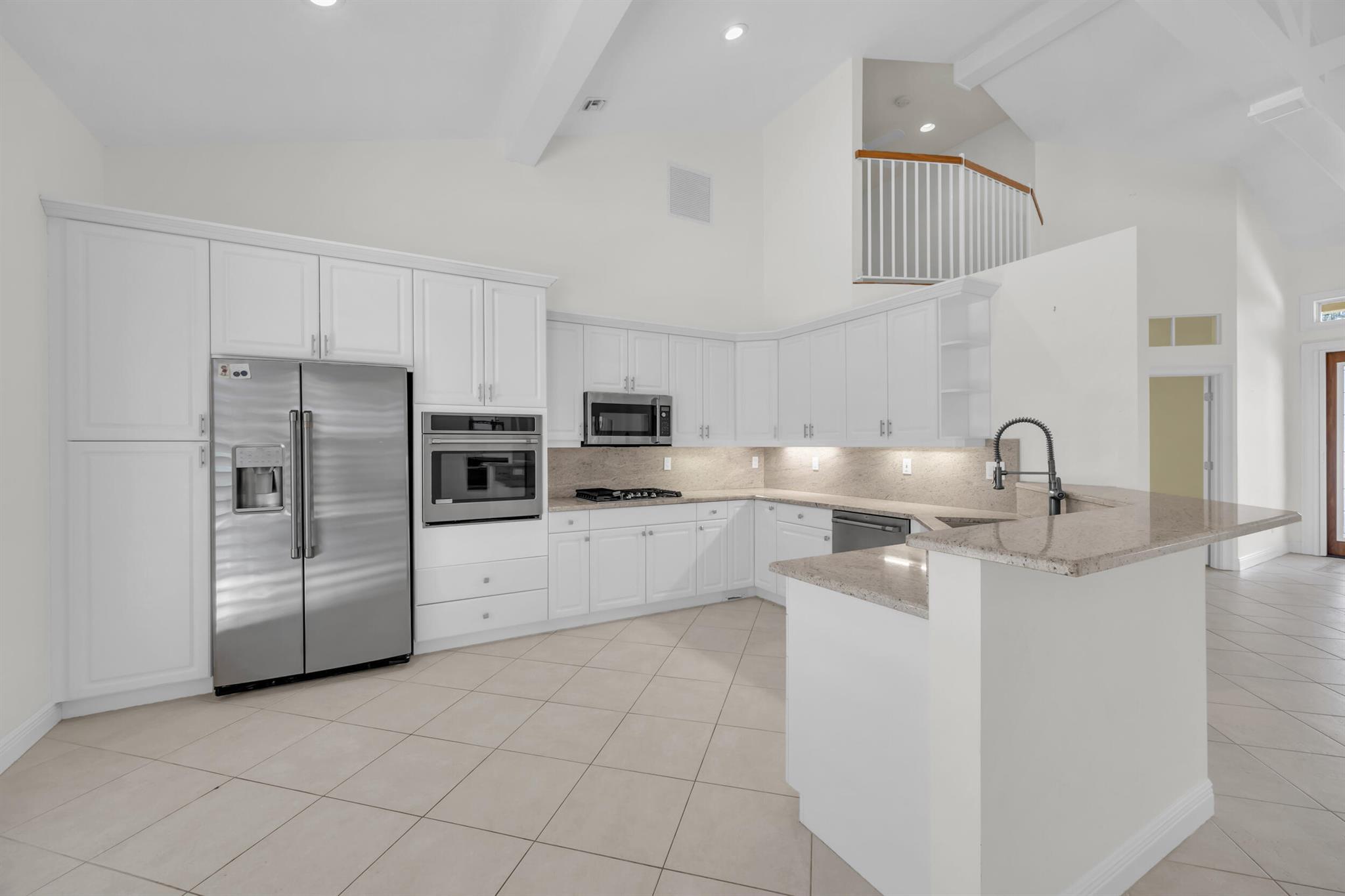 HOBE SOUND GOLF CLUB - Residential