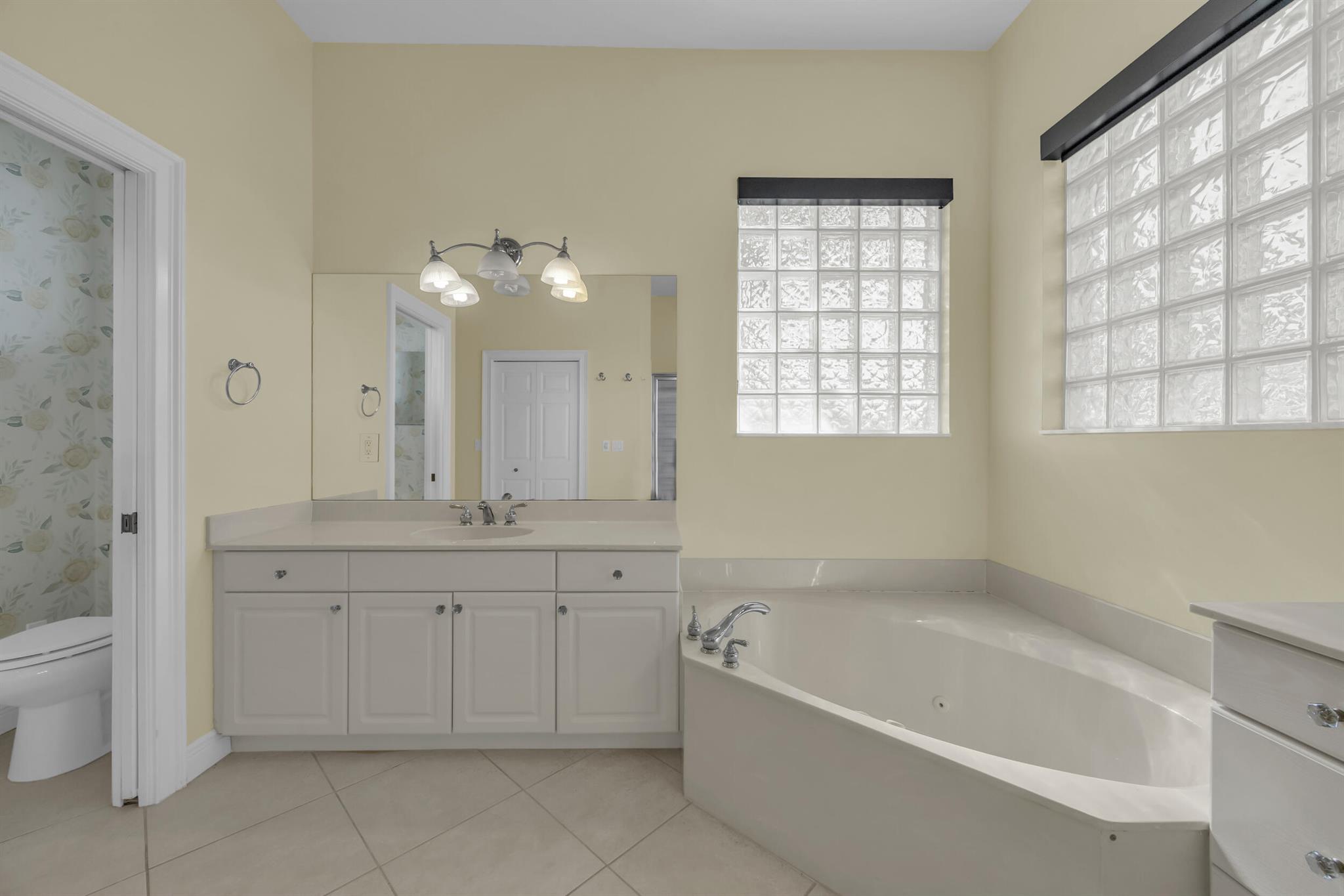 HOBE SOUND GOLF CLUB - Residential