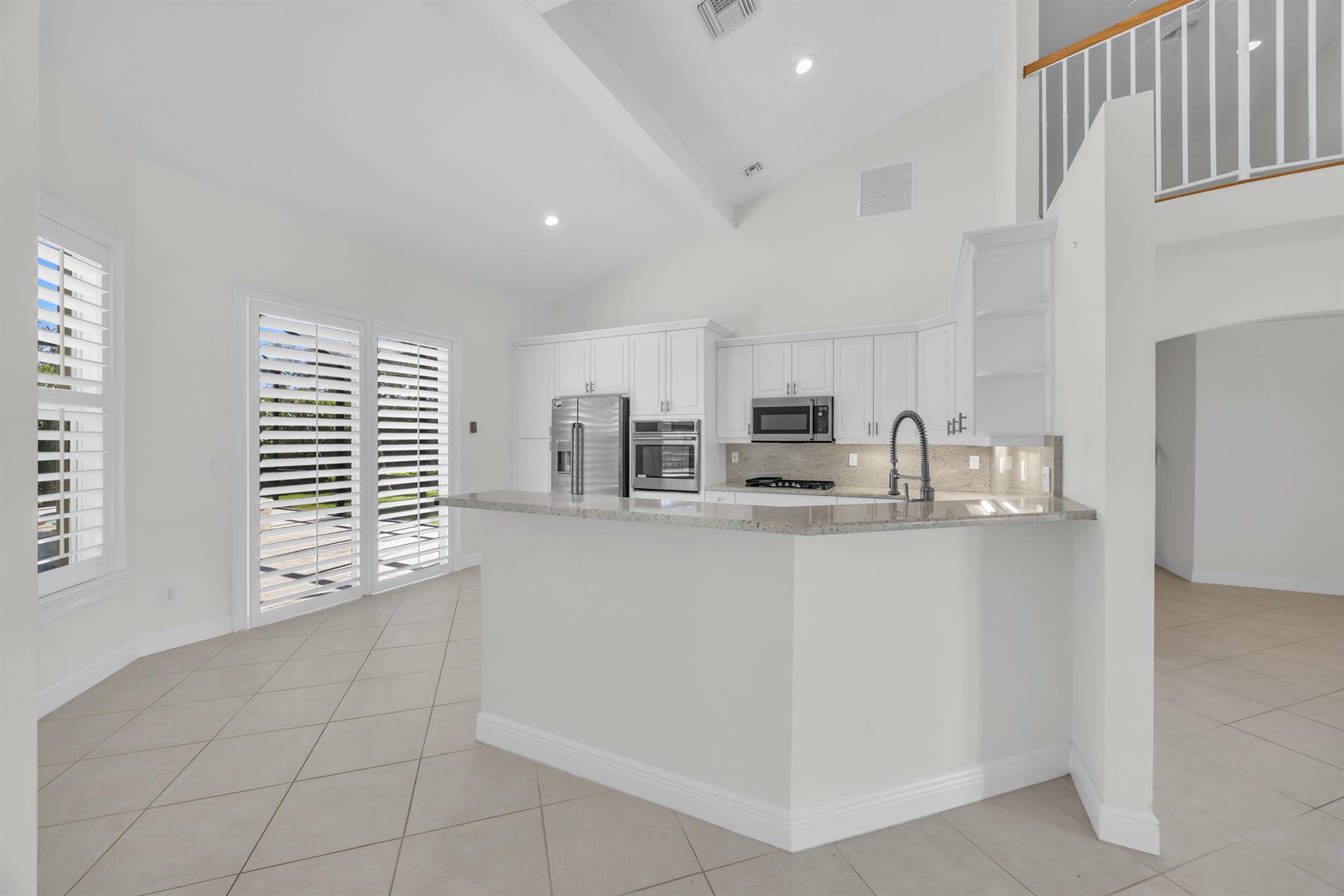 HOBE SOUND GOLF CLUB - Residential