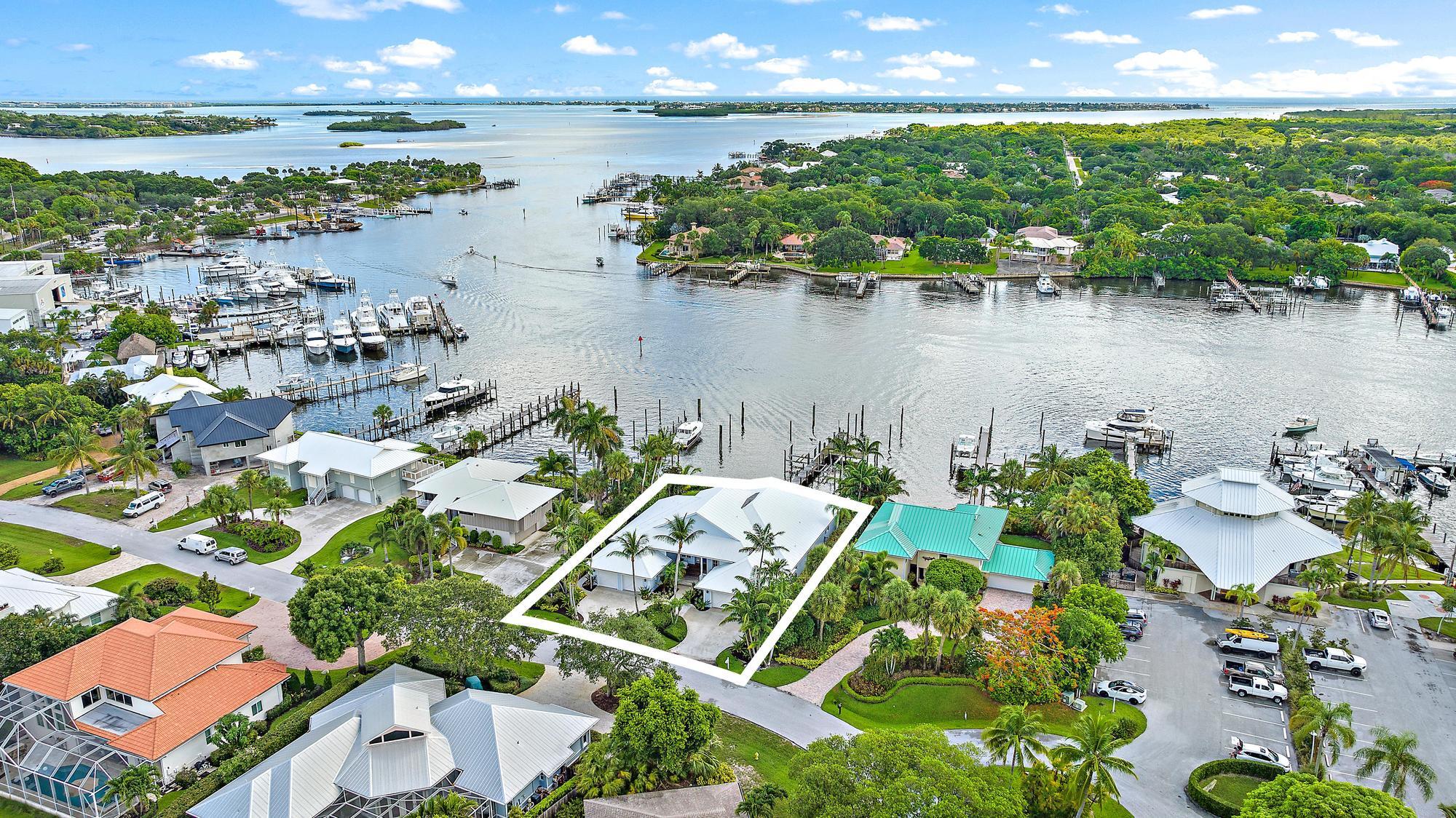 MARINER CAY YACHT CLUB - Residential